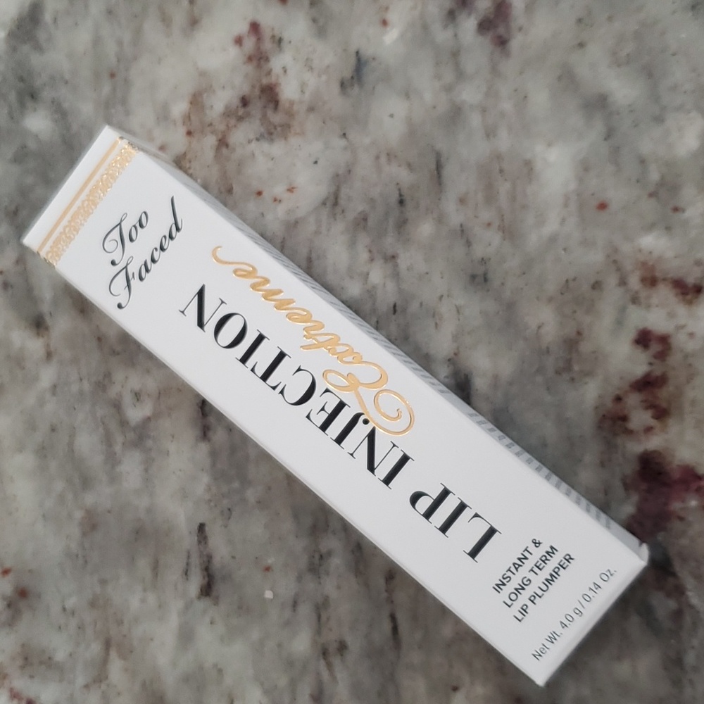 Too Faced Cosmetics Lip Injection Extreme